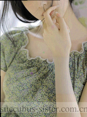 《星期天的异常天气》小说封面